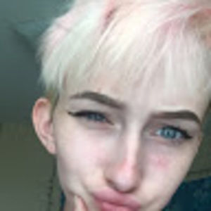 Meet your Posher, Leah